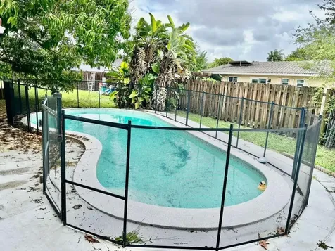 7608 NW 43rd Court Coral Springs FL 33065