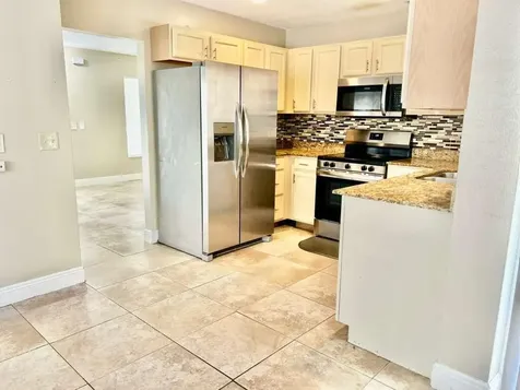 7608 NW 43rd Court Coral Springs FL 33065