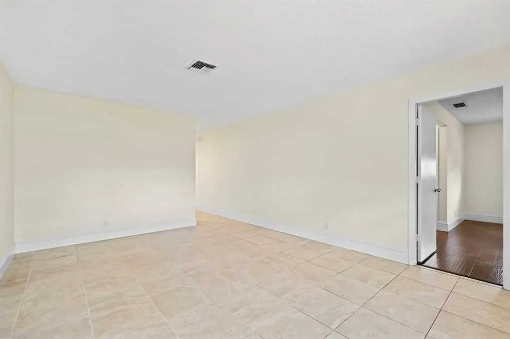 3057 NW 103rd Lane Coral Springs FL 33065
