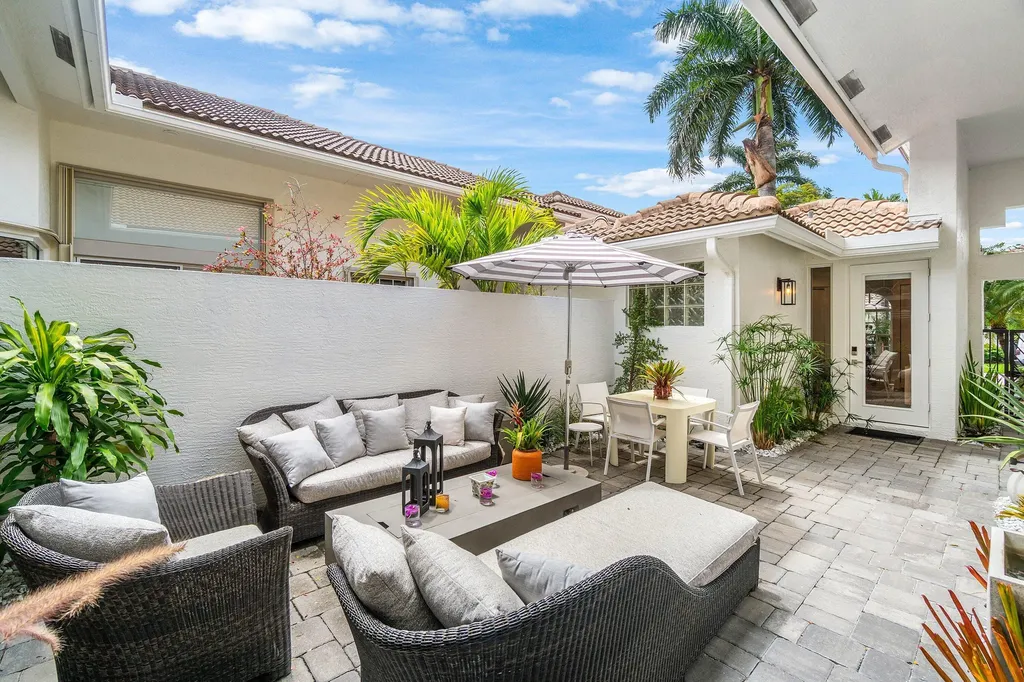 6489 San Michel Way Delray Beach FL 33484