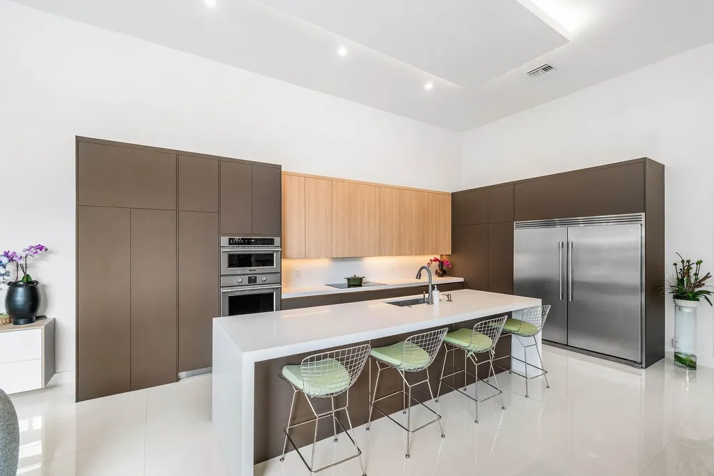 6489 San Michel Way Delray Beach FL 33484