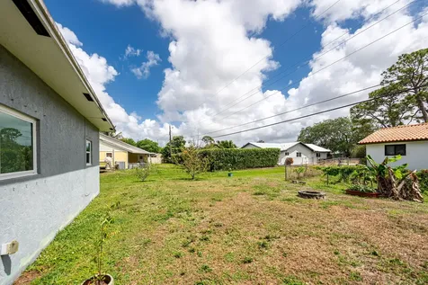 13 W Palmetto Road Lake Worth FL 33467