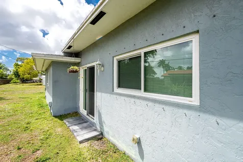 13 W Palmetto Road Lake Worth FL 33467