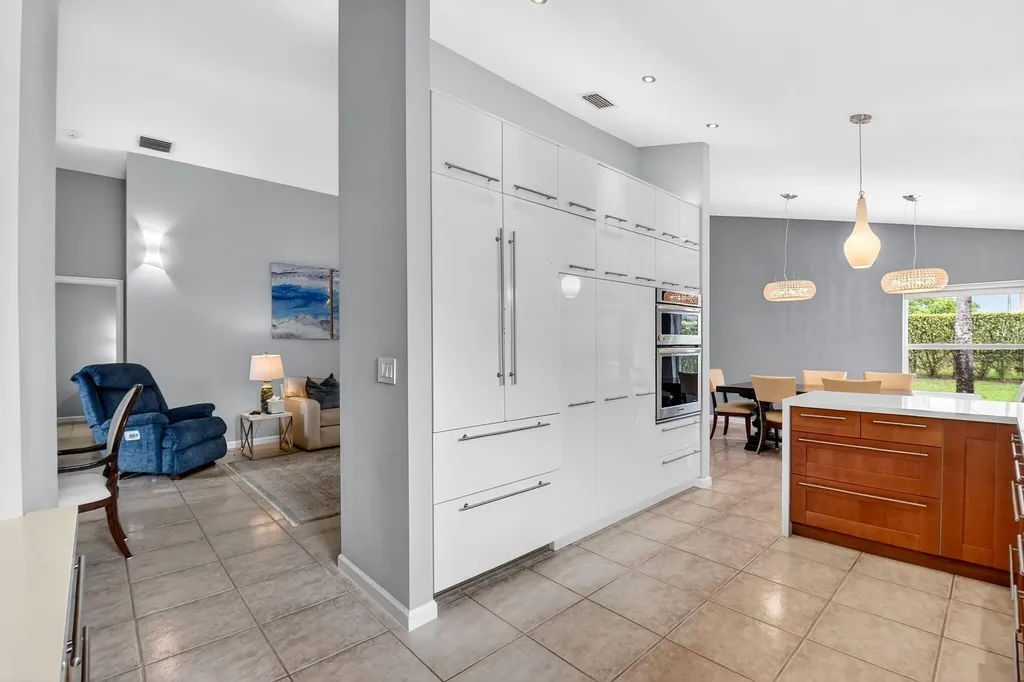 5067 Robino Circle West Palm Beach FL 33417