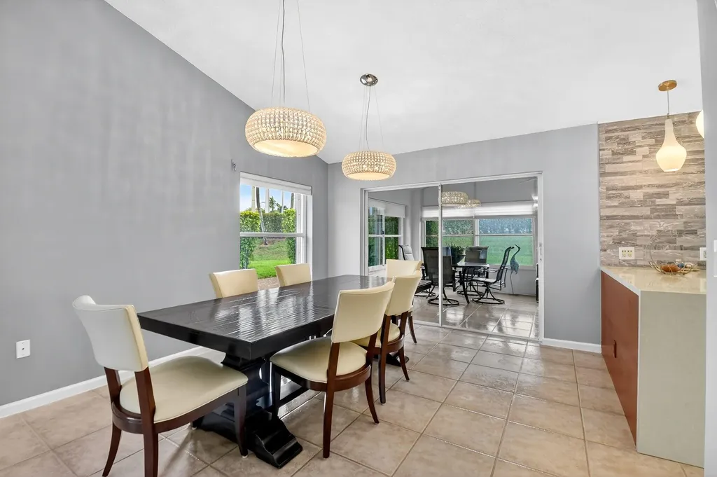 5067 Robino Circle West Palm Beach FL 33417