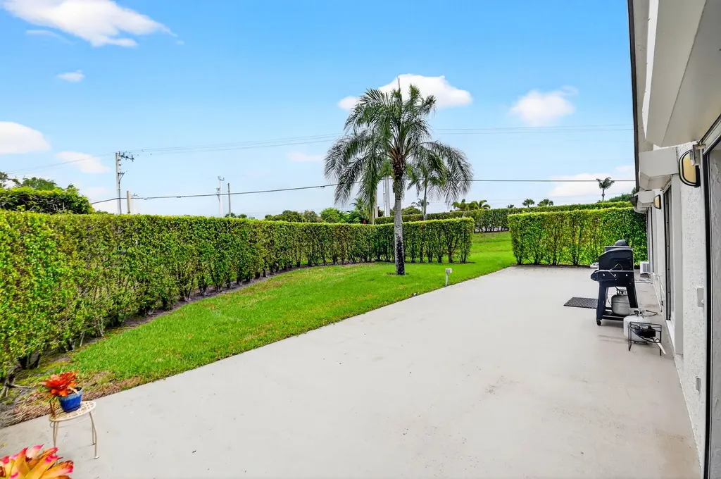 5067 Robino Circle West Palm Beach FL 33417