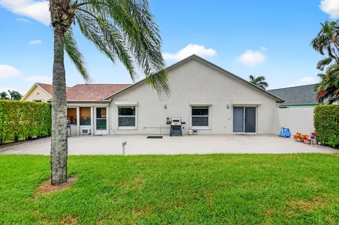 5067 Robino Circle West Palm Beach FL 33417