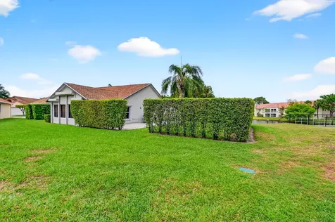 5067 Robino Circle West Palm Beach FL 33417