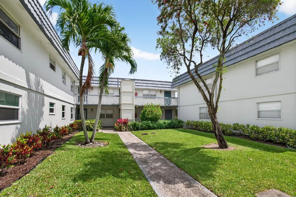 186 Tuscany C Delray Beach FL 33446