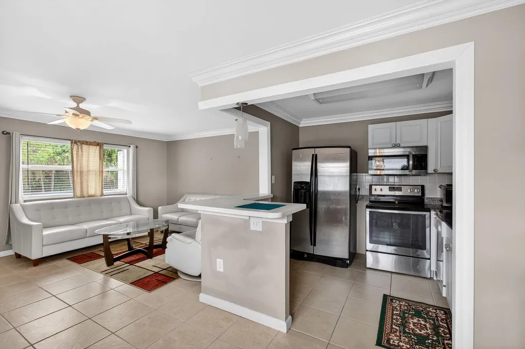 186 Tuscany C Delray Beach FL 33446