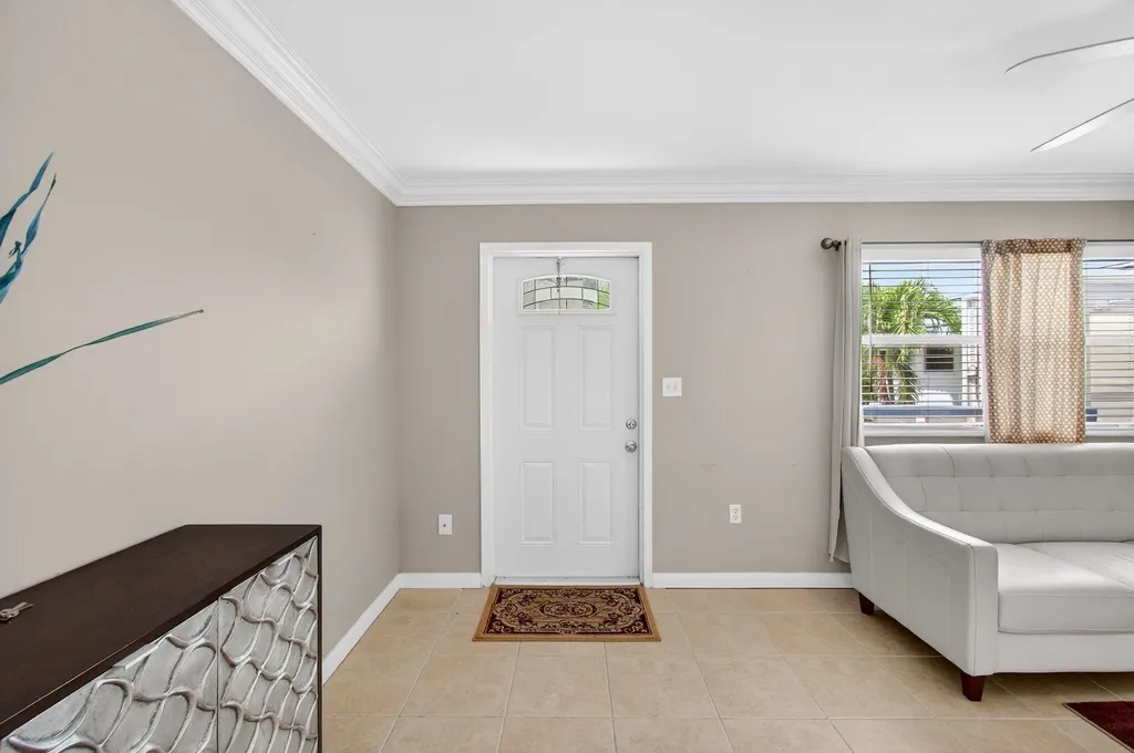 186 Tuscany C Delray Beach FL 33446