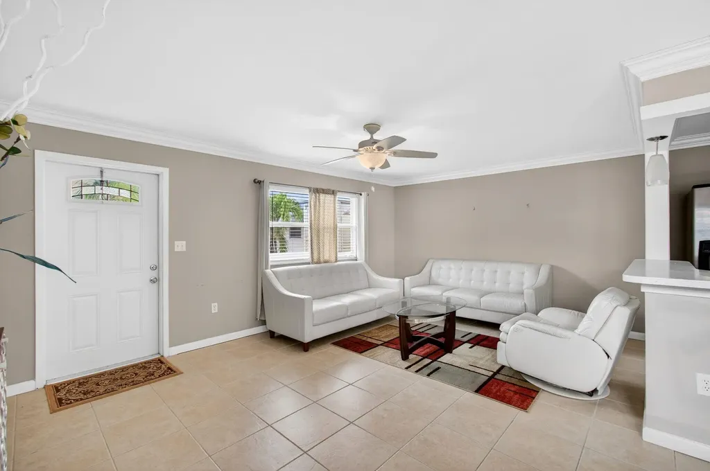 186 Tuscany C Delray Beach FL 33446