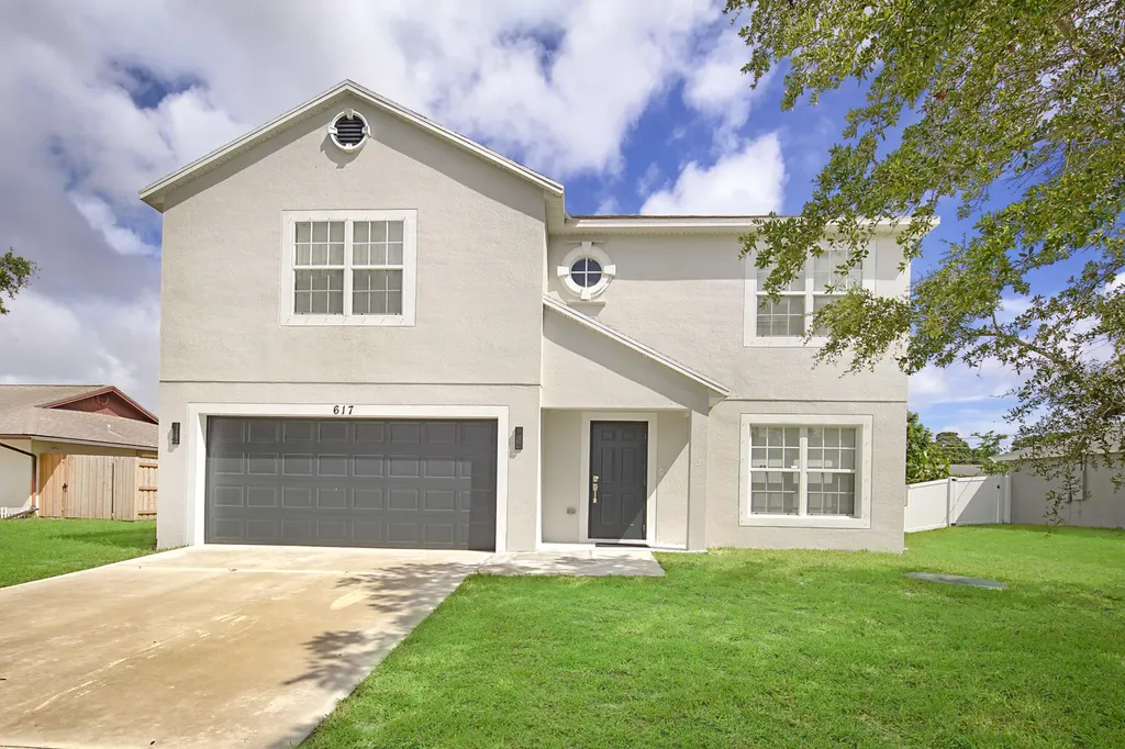 617 SE Karrigan Terrace Port St Lucie FL 34983