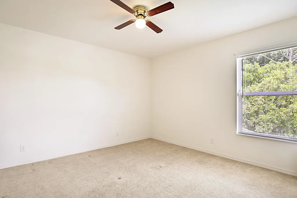 617 SE Karrigan Terrace Port St Lucie FL 34983