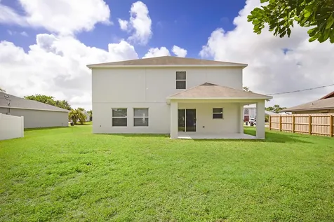 617 SE Karrigan Terrace Port St Lucie FL 34983