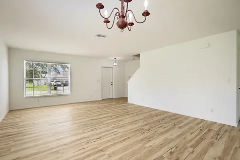 617 SE Karrigan Terrace Port St Lucie FL 34983
