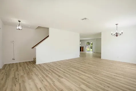 617 SE Karrigan Terrace Port St Lucie FL 34983