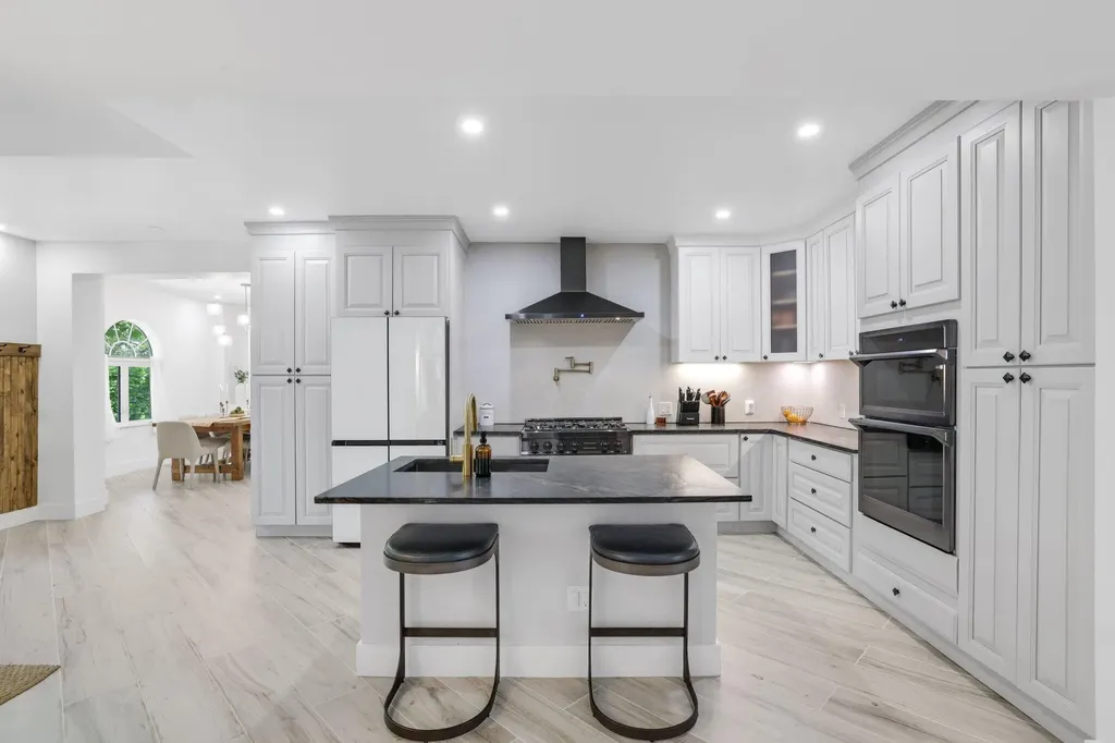 706 Sunset Road West Palm Beach FL 33401