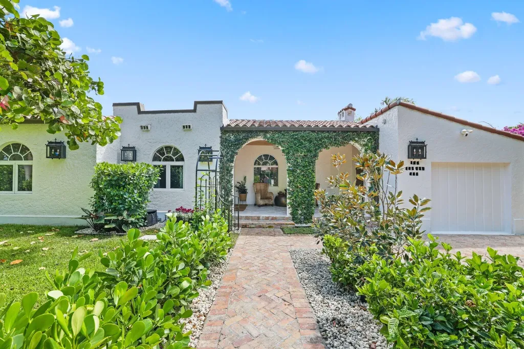 706 Sunset Road West Palm Beach FL 33401