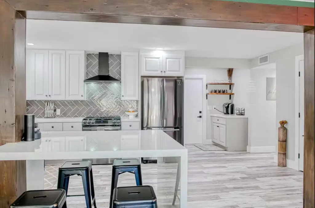 706 Sunset Road West Palm Beach FL 33401