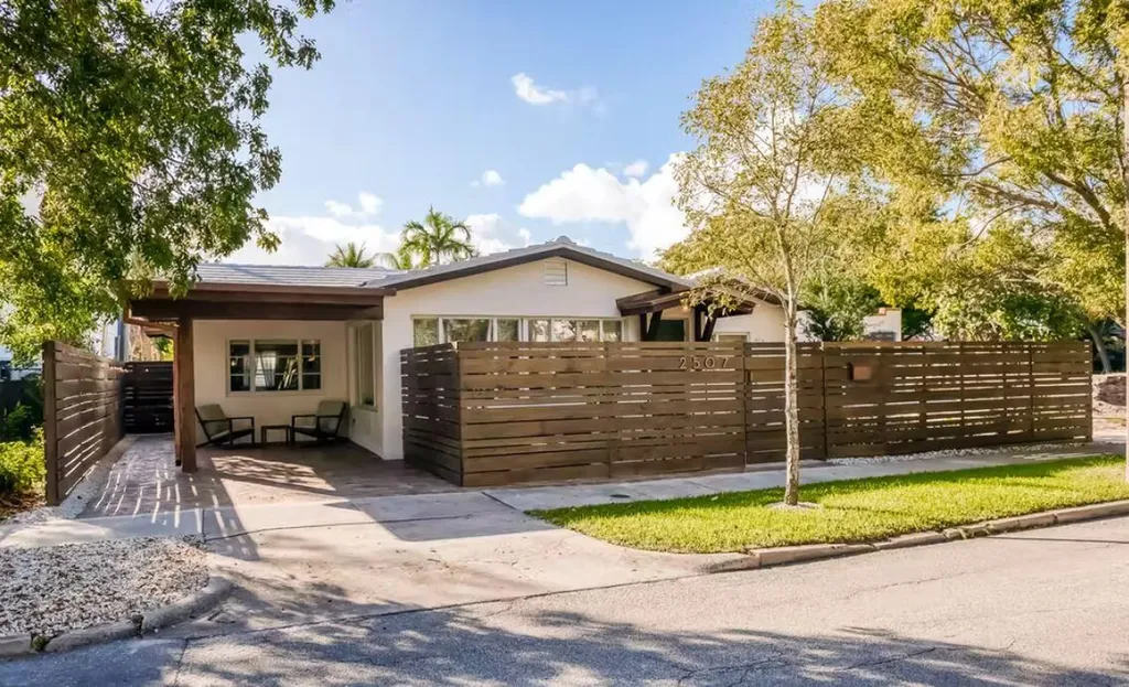 706 Sunset Road West Palm Beach FL 33401