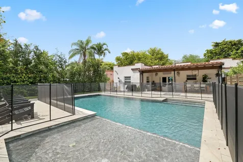 706 Sunset Road West Palm Beach FL 33401
