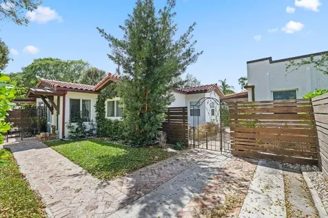 706 Sunset Road West Palm Beach FL 33401