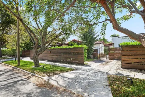 706 Sunset Road West Palm Beach FL 33401
