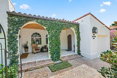 706 Sunset Road West Palm Beach FL 33401