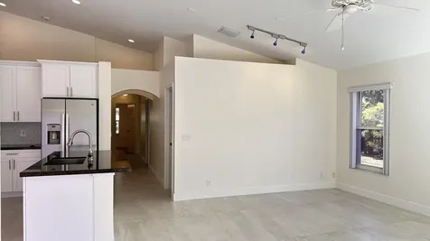 19010 SW 10th Street Pembroke Pines FL 33029
