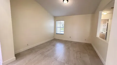 19010 SW 10th Street Pembroke Pines FL 33029