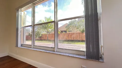 19010 SW 10th Street Pembroke Pines FL 33029