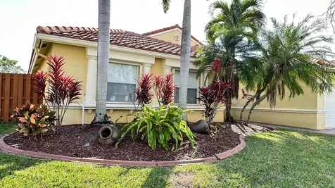 19010 SW 10th Street Pembroke Pines FL 33029