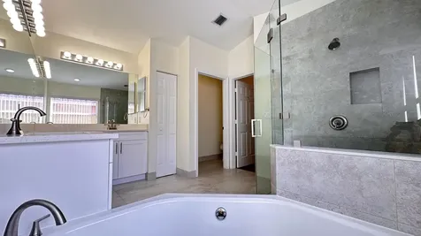 19010 SW 10th Street Pembroke Pines FL 33029