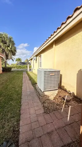 19010 SW 10th Street Pembroke Pines FL 33029