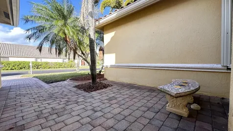 19010 SW 10th Street Pembroke Pines FL 33029