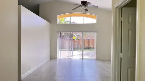 19010 SW 10th Street Pembroke Pines FL 33029