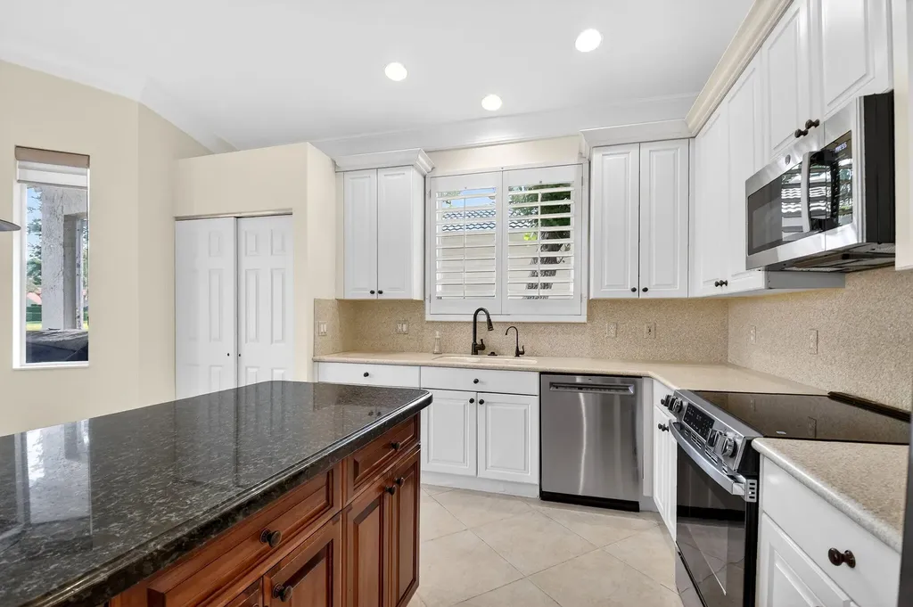 8706 Bellido Circle Boynton Beach FL 33472