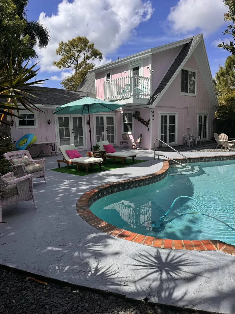 1256 Palmetto Road Haverhill FL 33417