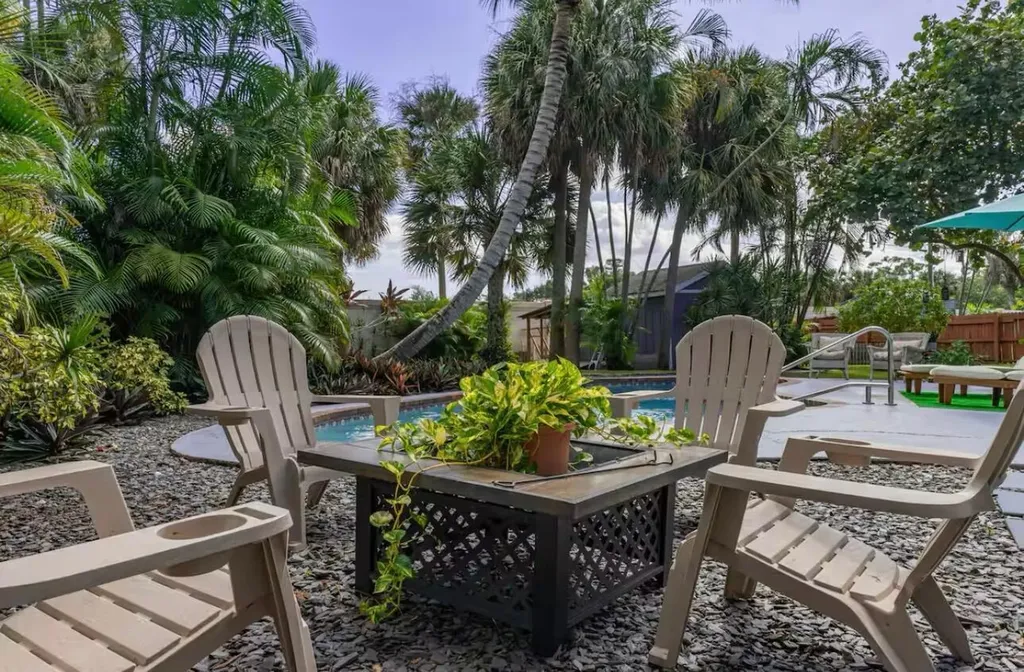 1256 Palmetto Road Haverhill FL 33417