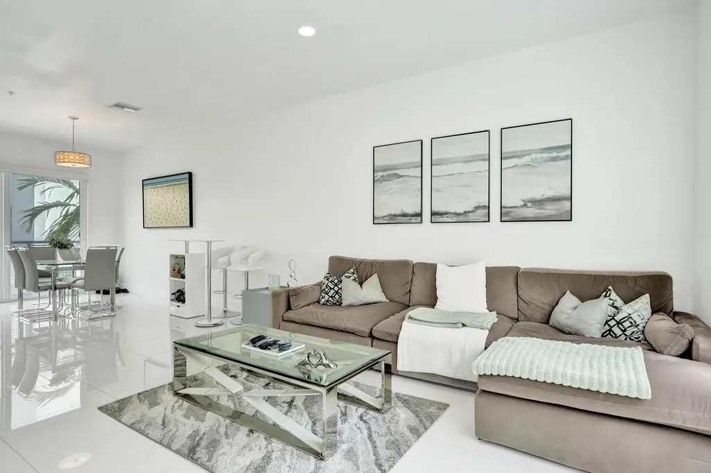 1347 N Ocean Boulevard Pompano Beach FL 33062
