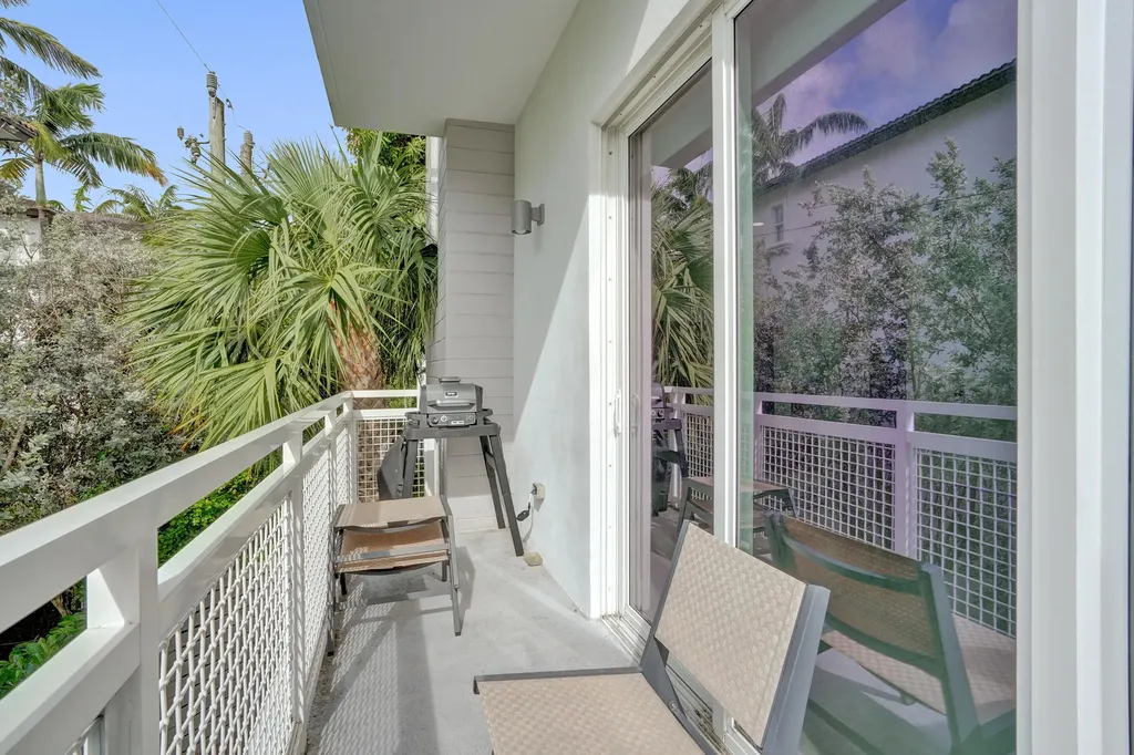 1347 N Ocean Boulevard Pompano Beach FL 33062