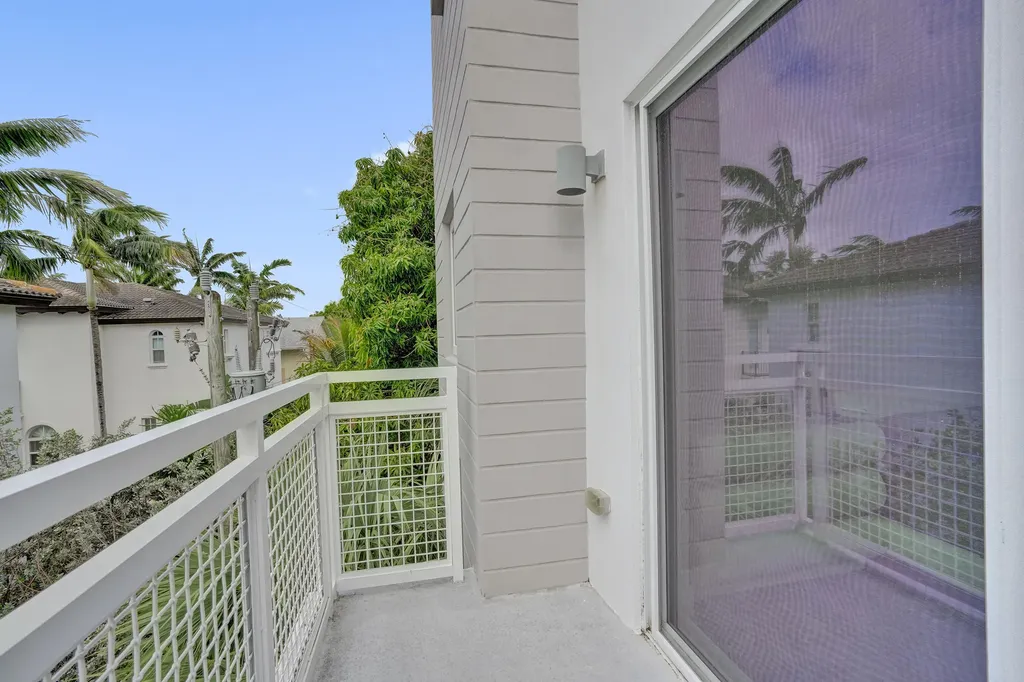 1347 N Ocean Boulevard Pompano Beach FL 33062