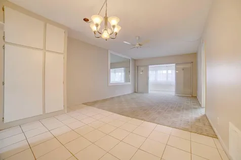 1117 Lake Terrace Boynton Beach FL 33426