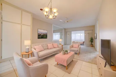 1117 Lake Terrace Boynton Beach FL 33426