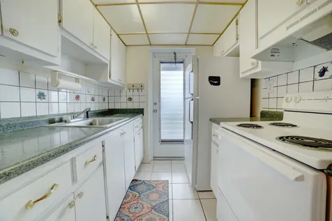 1117 Lake Terrace Boynton Beach FL 33426