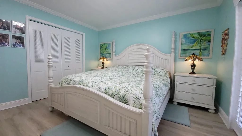 34 Somerset B West Palm Beach FL 33417
