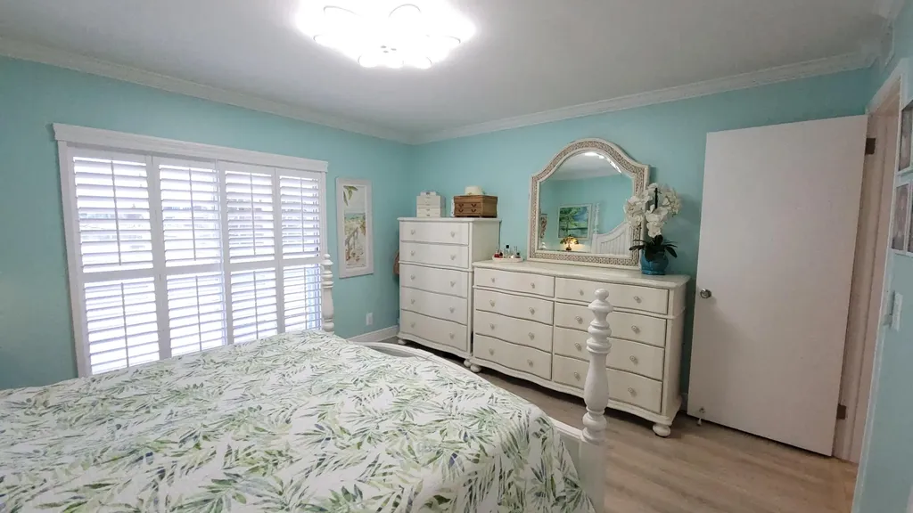 34 Somerset B West Palm Beach FL 33417