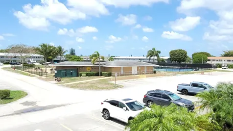 34 Somerset B West Palm Beach FL 33417