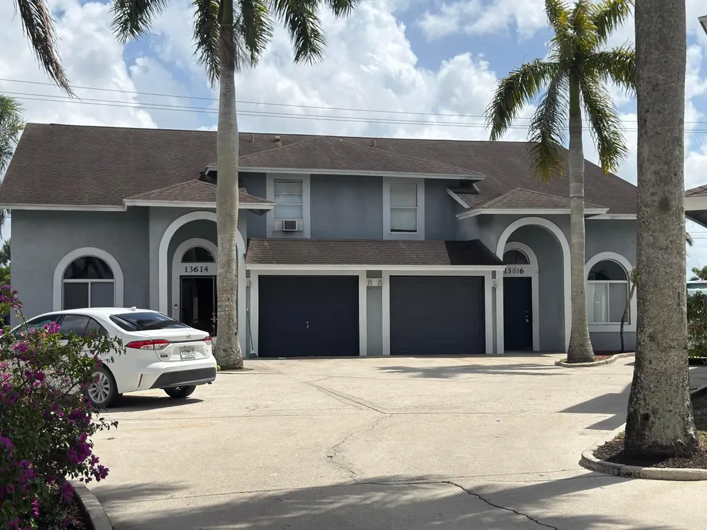 13614 Yarmouth Court Wellington FL 33414